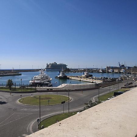 Casa Cavallotti - Modern Apartment Between Train Station And Port شيفيتافيكْيا المظهر الخارجي الصورة